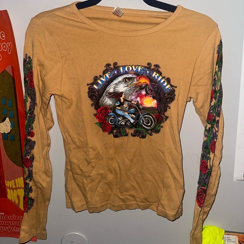 Vintage long sleeve with rlly cool designs